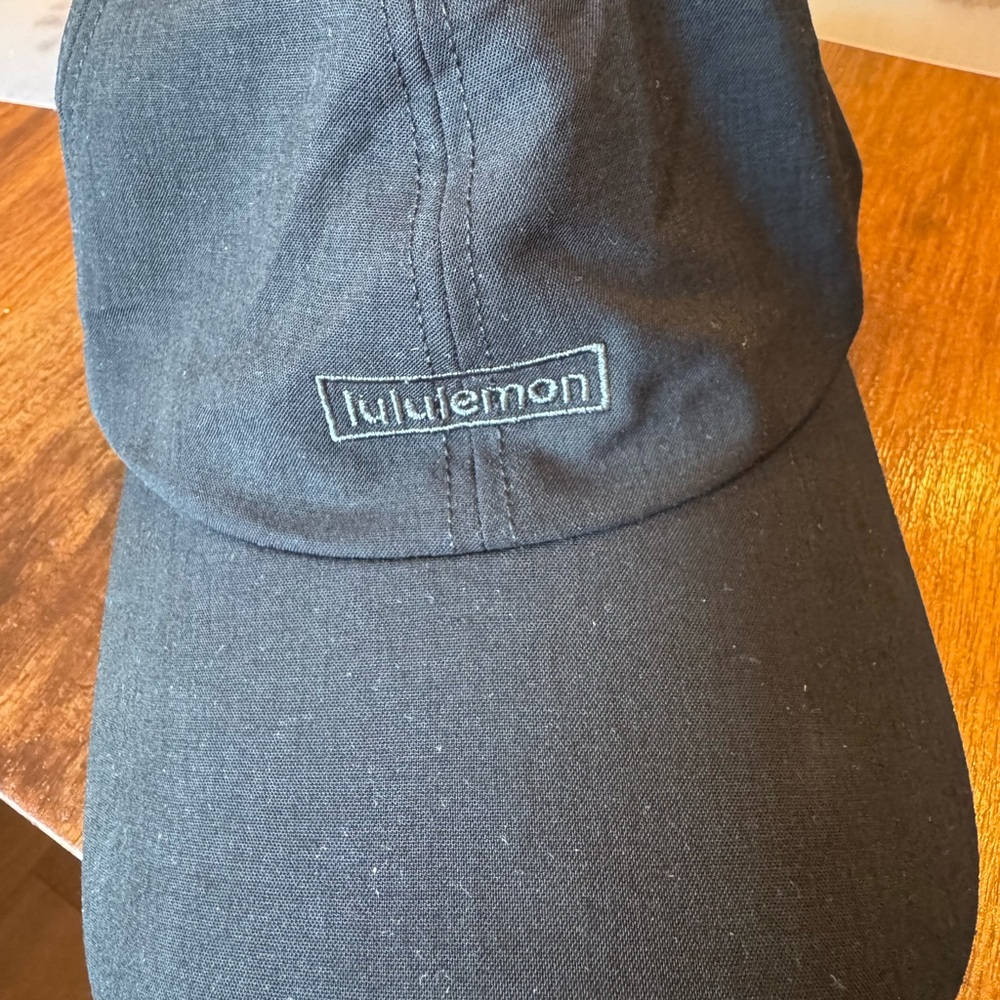 Lululemon Athletica black cap